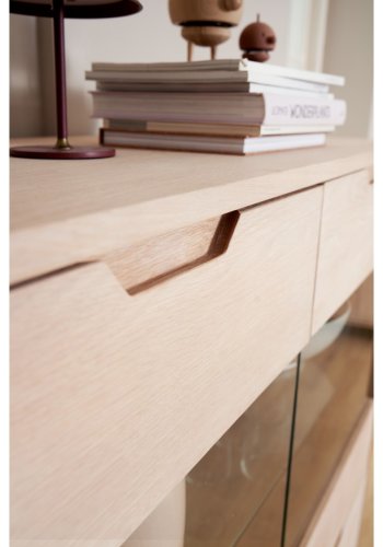  Nyborg hj sknk, m. 4 lger og 3 hylder - glas, hvidolieret egetrsfinér, egetr og tr