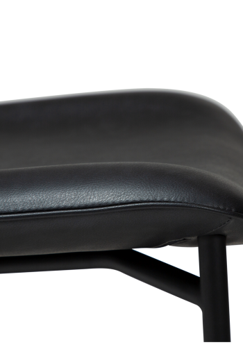DANFORM OHMY spisebordsstol - Ravn sort kunstlder og sort stl