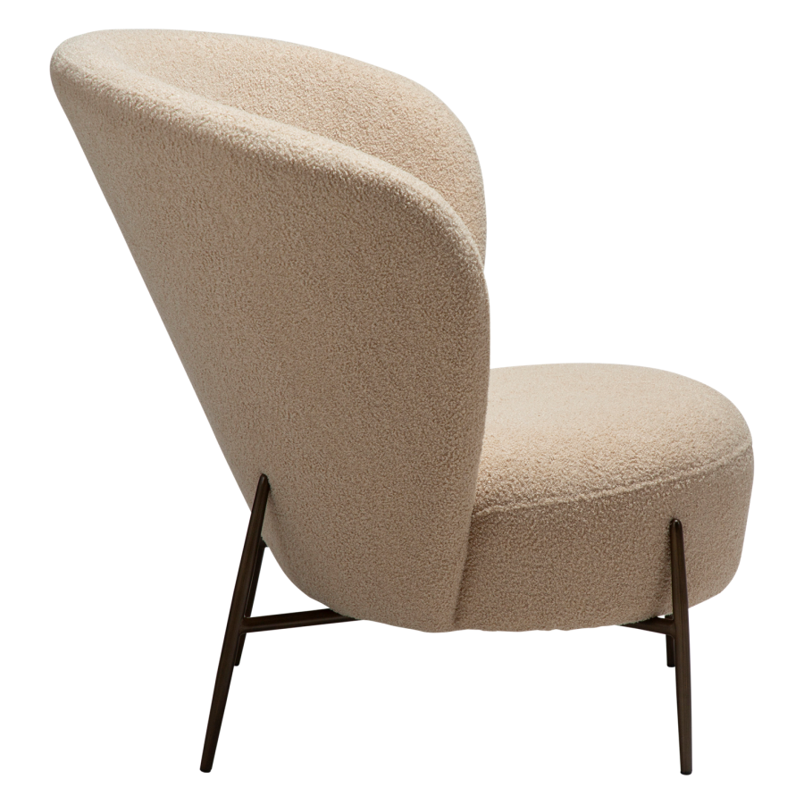 DANFORM Orbit loungestol - matteret mandel RPES boucléstof m. glimmer og antik messing stl