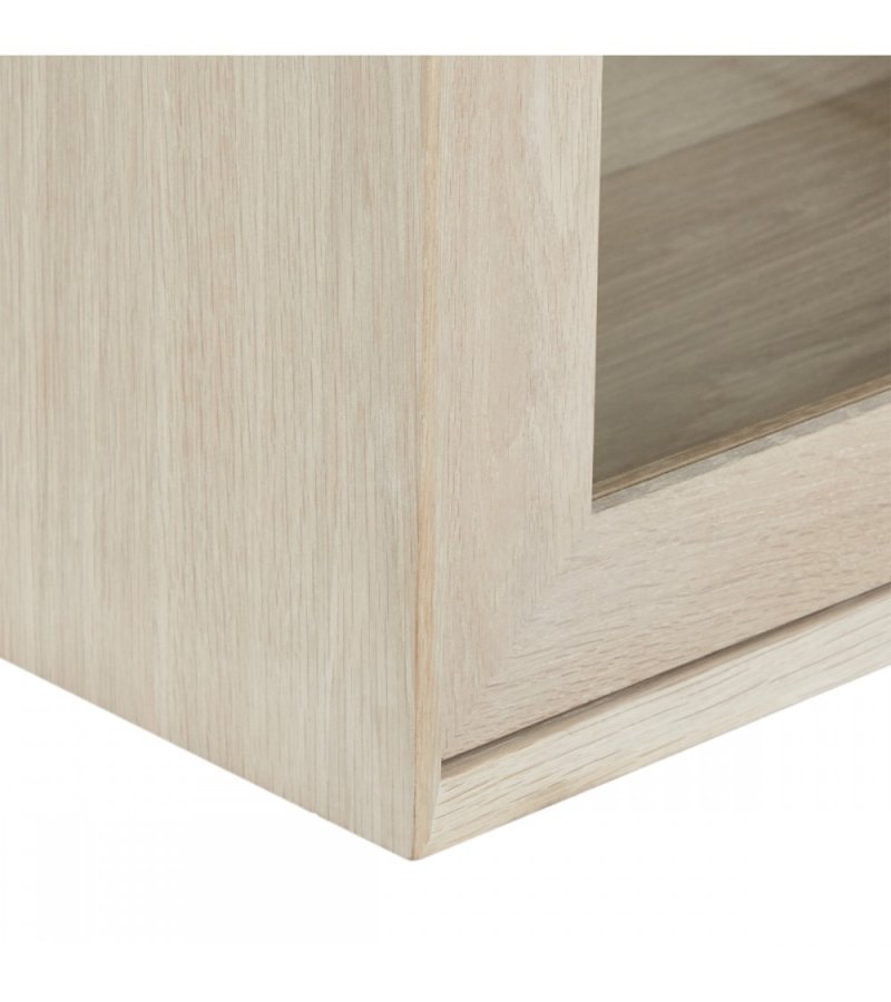 Porto Small vgskab, m. LED lys, 3 glaslger, 3 glashylder - hvidolieret egetrsfinér og egetr