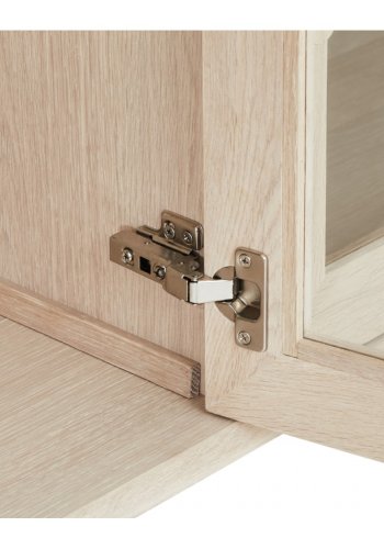 Porto Large vgskab, m. LED lys, 4 glaslger, 4 glashylder - hvidolieret egetrsfinér og egetr