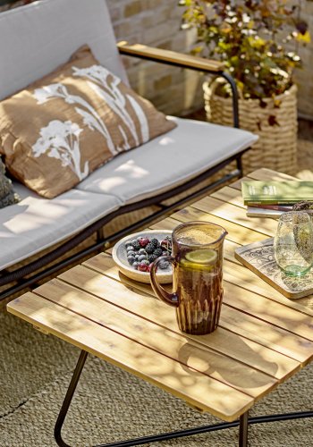 BLOOMINGVILLE Hampton havesofa, m. armln og hynder - akacietr og sort flettet snor/metal