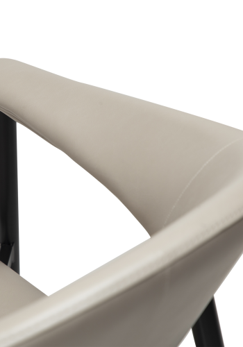 DAN-FORM ROVER Lnestol Cashmere art. lder med sorte ben