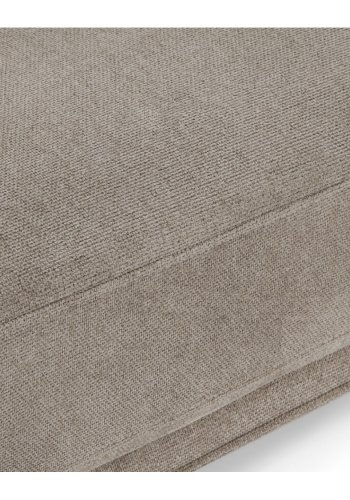 Selena 2 pers. sofa - camel brun stof og sort metal