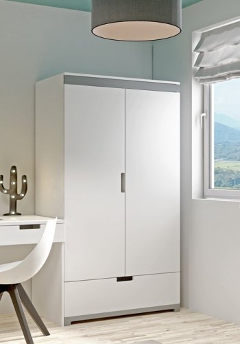 Tomi garderobeskab til brn, m. 2 lger, 1 bjlestang og 1 skuffe - hvid laminat og MDF