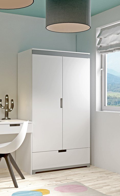 Tomi garderobeskab til brn, m. 2 lger, 1 bjlestang og 1 skuffe - hvid laminat og MDF