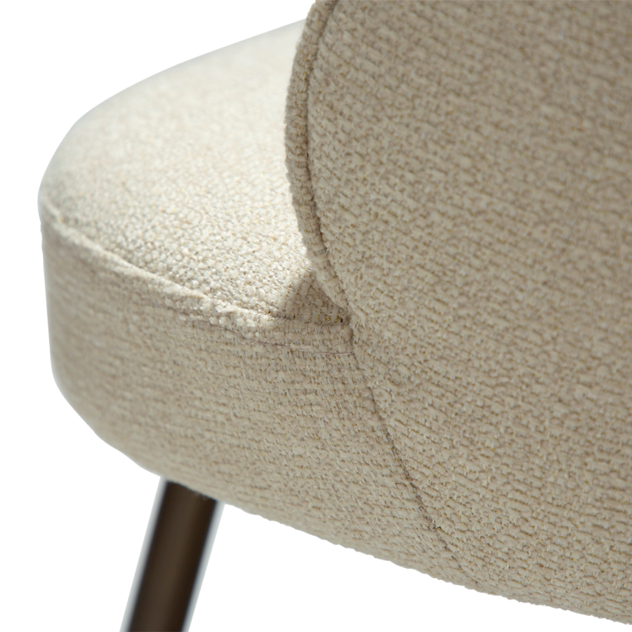 DANFORM Utopia spisebordsstol, hj ryg - matteret mandel boucléstof m. glimmer og antik messing stl