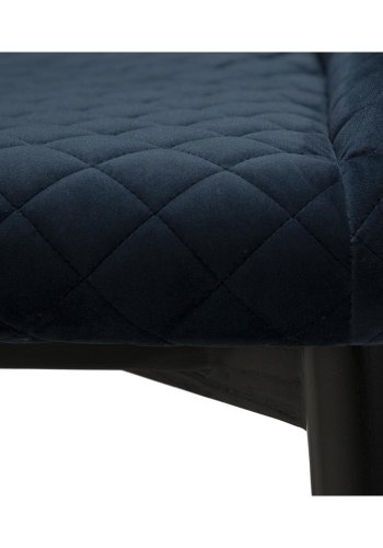 DAN-FORM Vetro lnestol - bl velour og sort egetr