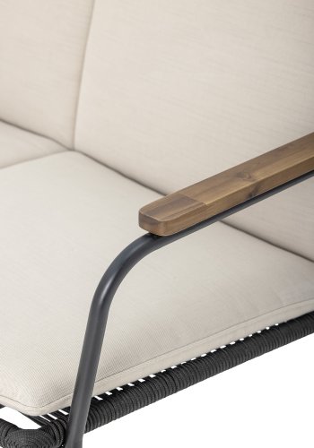 BLOOMINGVILLE Hampton havesofa, m. armln og hynder - akacietr og sort flettet snor/metal